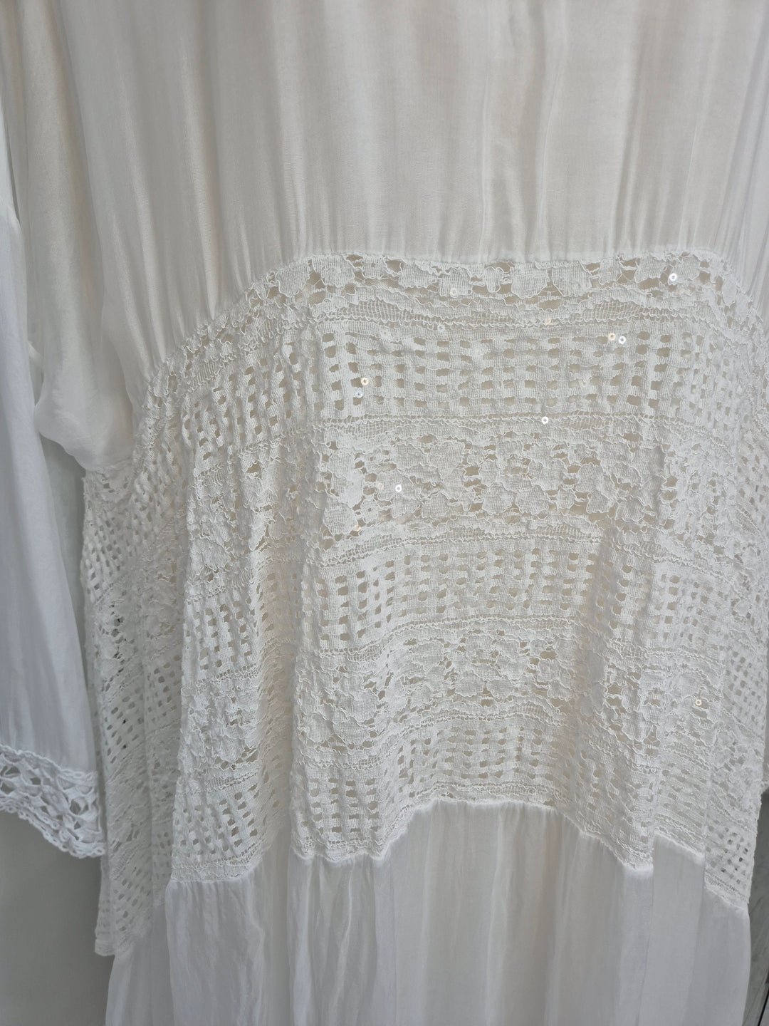 Ibiza Beach Dress with Iridescent Sequins - White (One Size)