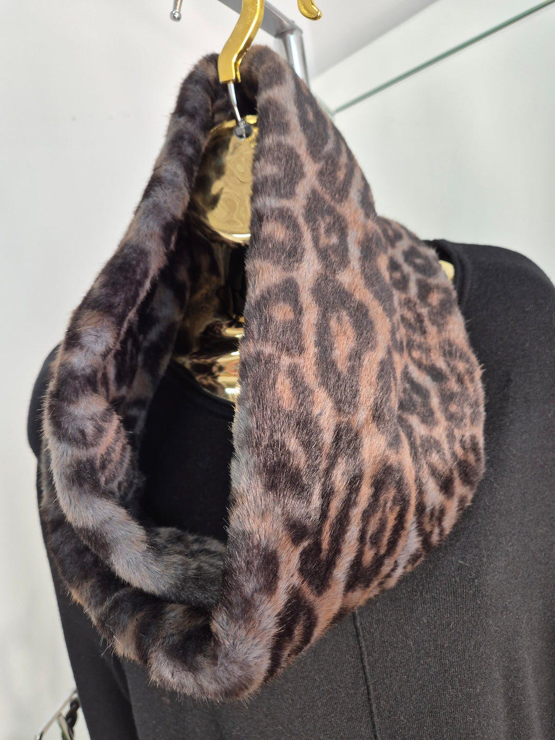 Oslo Faux Fur Infinity Snood - Leopard