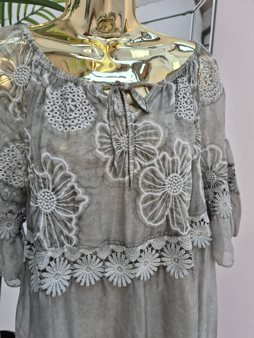 Florence Lace Top - (choose your Colour)
