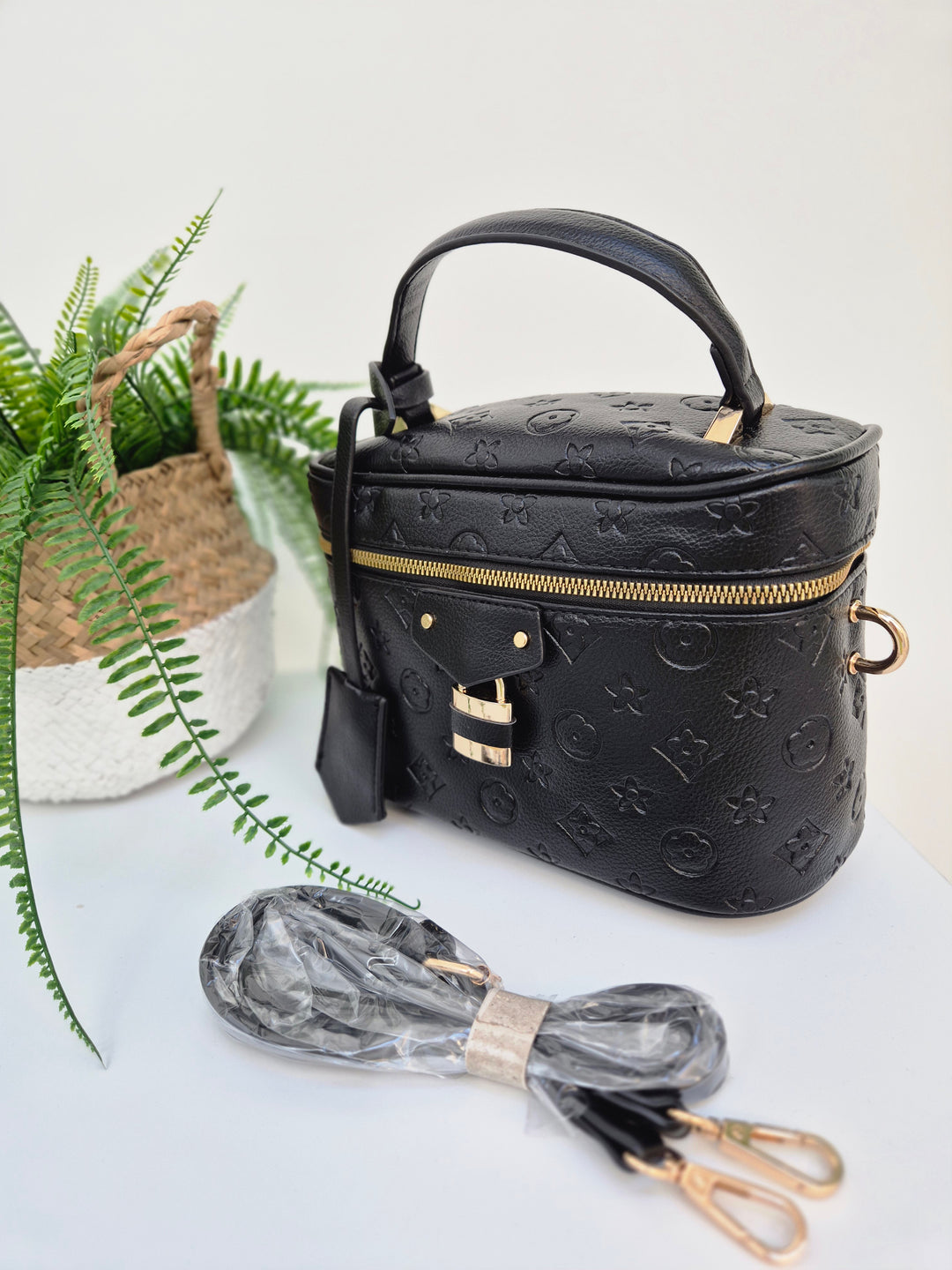 Louisa Bucket Bag - Black
