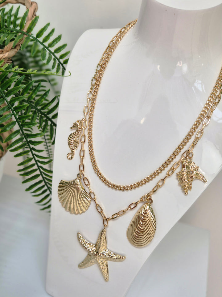 Starfish Beach Vibes Necklace (Gold Tone)