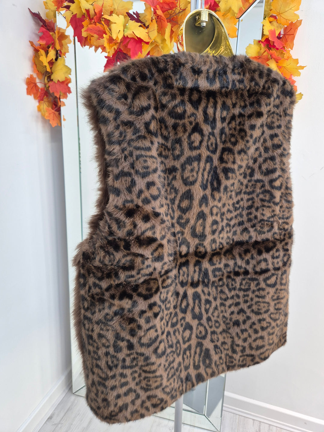 Oslo Faux Fur Gilet - Chocolate Leopard (One Size/Curvy - fits from Size 12/14 up to Size 18)