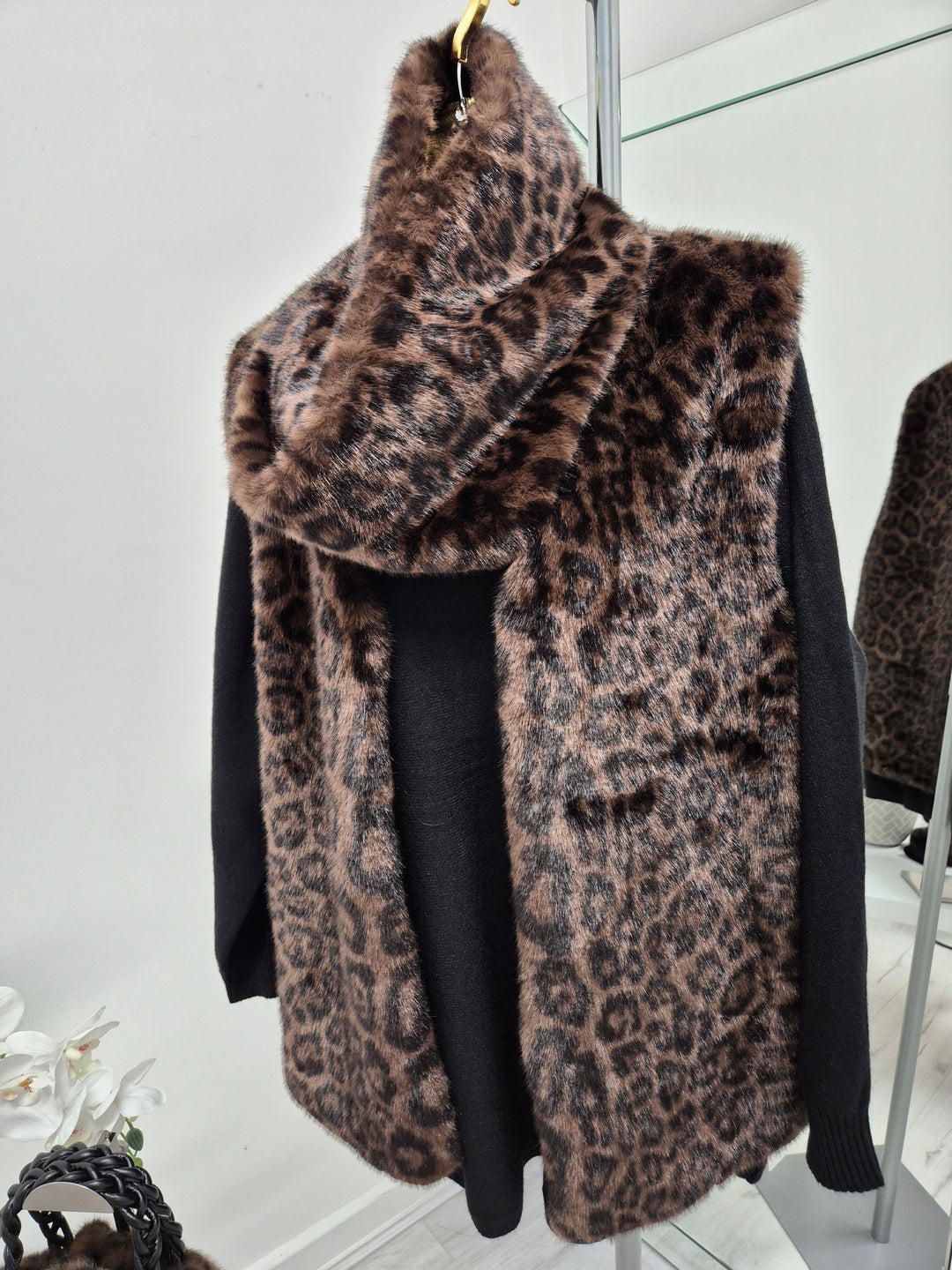 Oslo Leopard Faux Fur Gilet - Chocolate Leopard (One Size - fits from Size 10/12 up to Size 16)