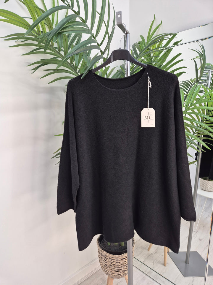 Super Soft Knit Jumper - Black (One Size/Curvy fits from Size 14 up to Size 18/20)