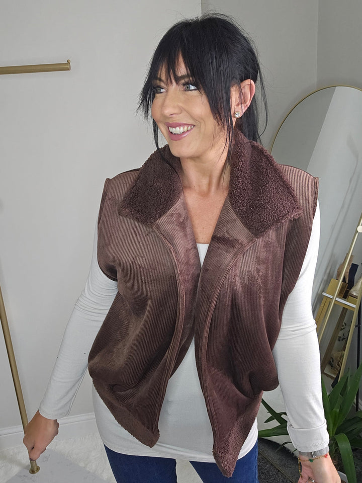 Carys Chenille Waistcoat - Chocolate (One Size up to Size 14/16)