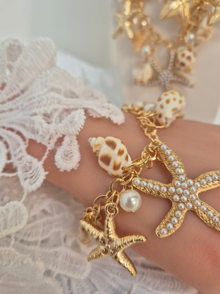 Starfish & Shells Bracelet - Gold Tone