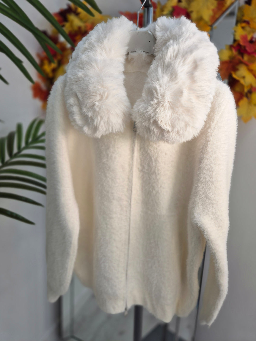 Oslo Faux Fur Cardigan with Detachable Collar (One Size - fits up to Size 16) - Winter White