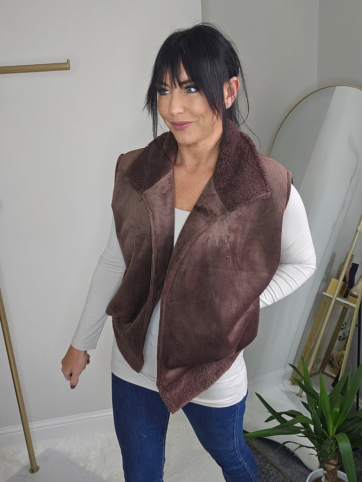 Carys Chenille Waistcoat - Chocolate (One Size up to Size 14/16)