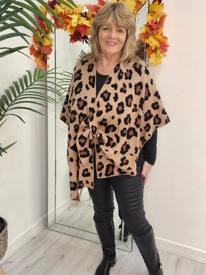 Leopard Super Soft Poncho/Wrap - Tan (One Size/Curvy Size from 12 up to Size 20)