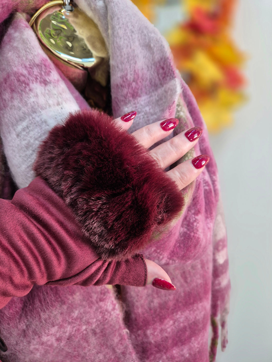 Checked Scarf with Fringing - Wine