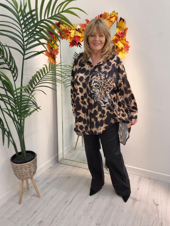 Zina Oversized Leopard Blouse - (One Size/Curvy Size, fits from Size 14/16 to Size 20)