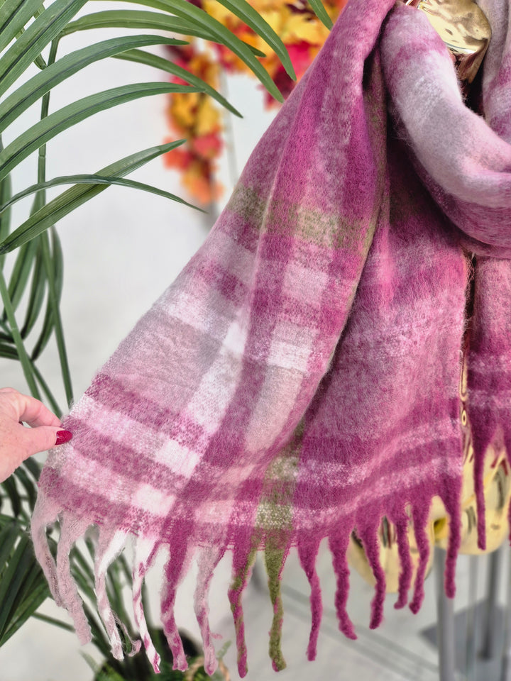 Checked Scarf with Fringing - Wine