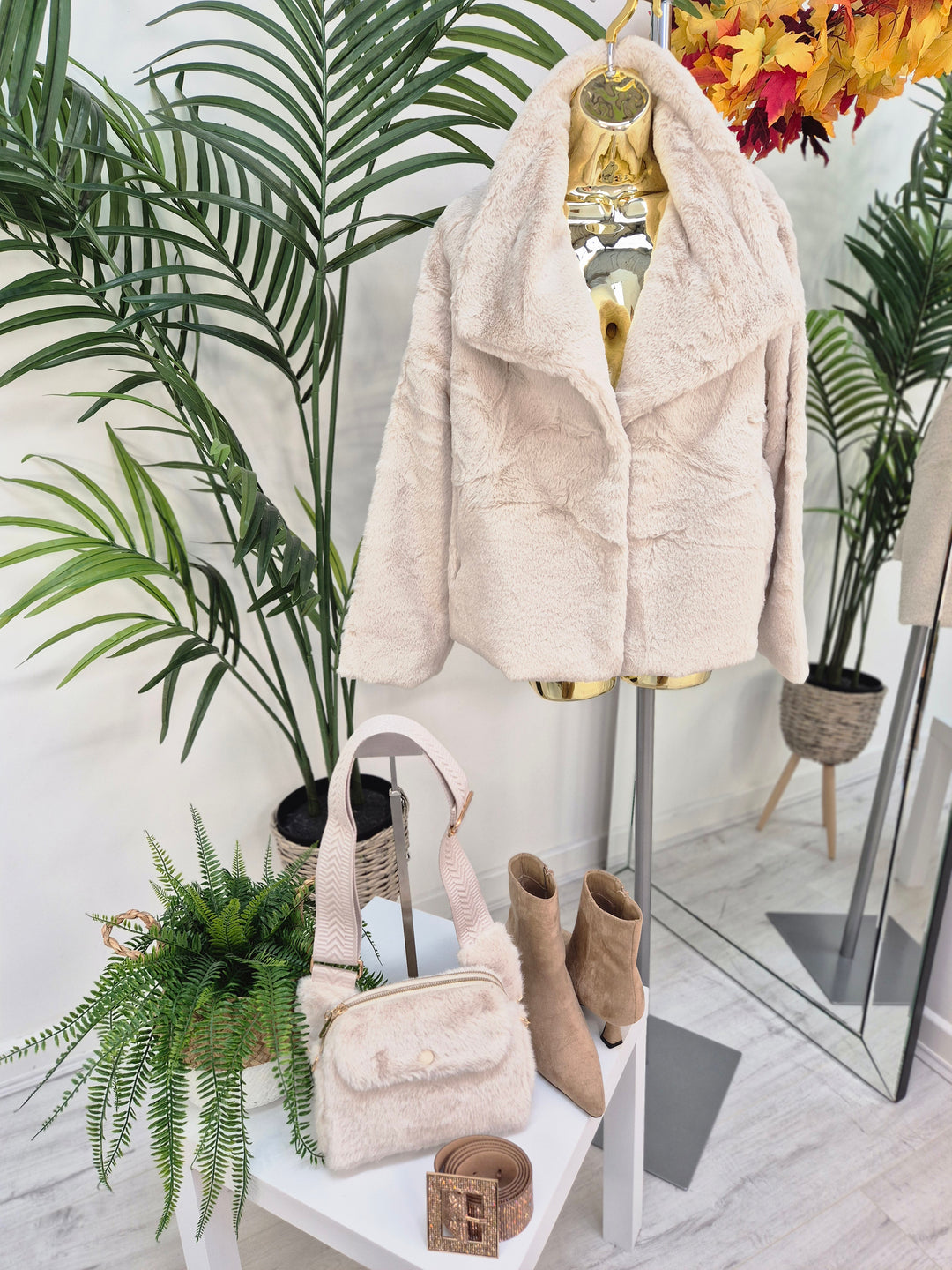 Oslo Faux Fur Medium Length Coat - Cream (One Size - fits from Size 10/12 up to Size 16/18)