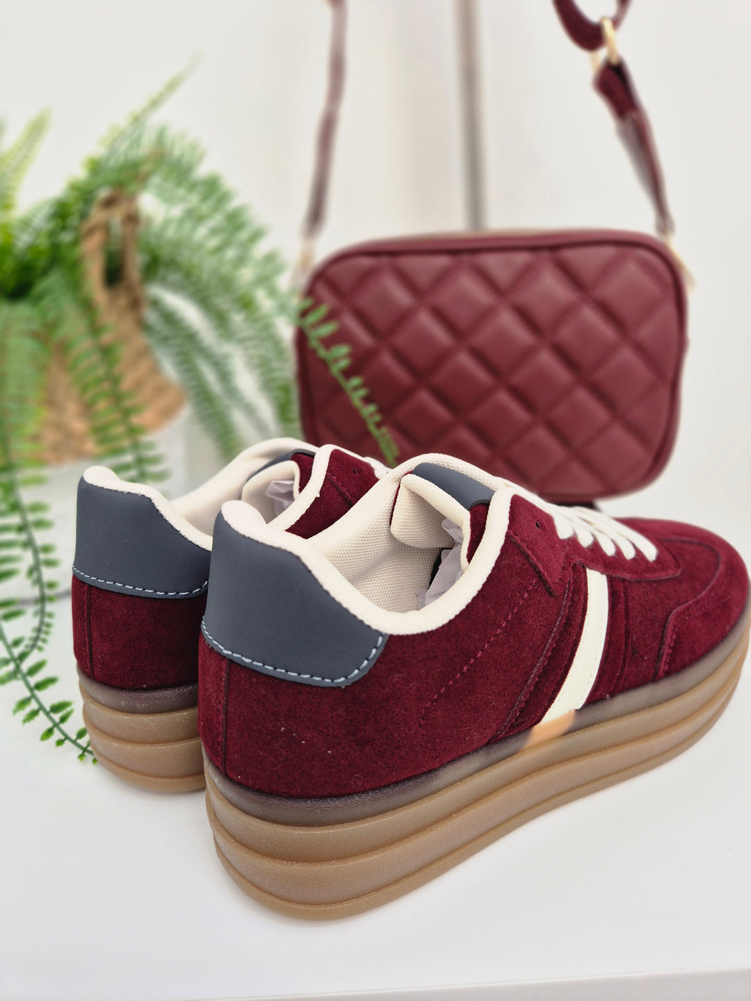 Dakota Chunky Trainers - Wine (choose your Size)