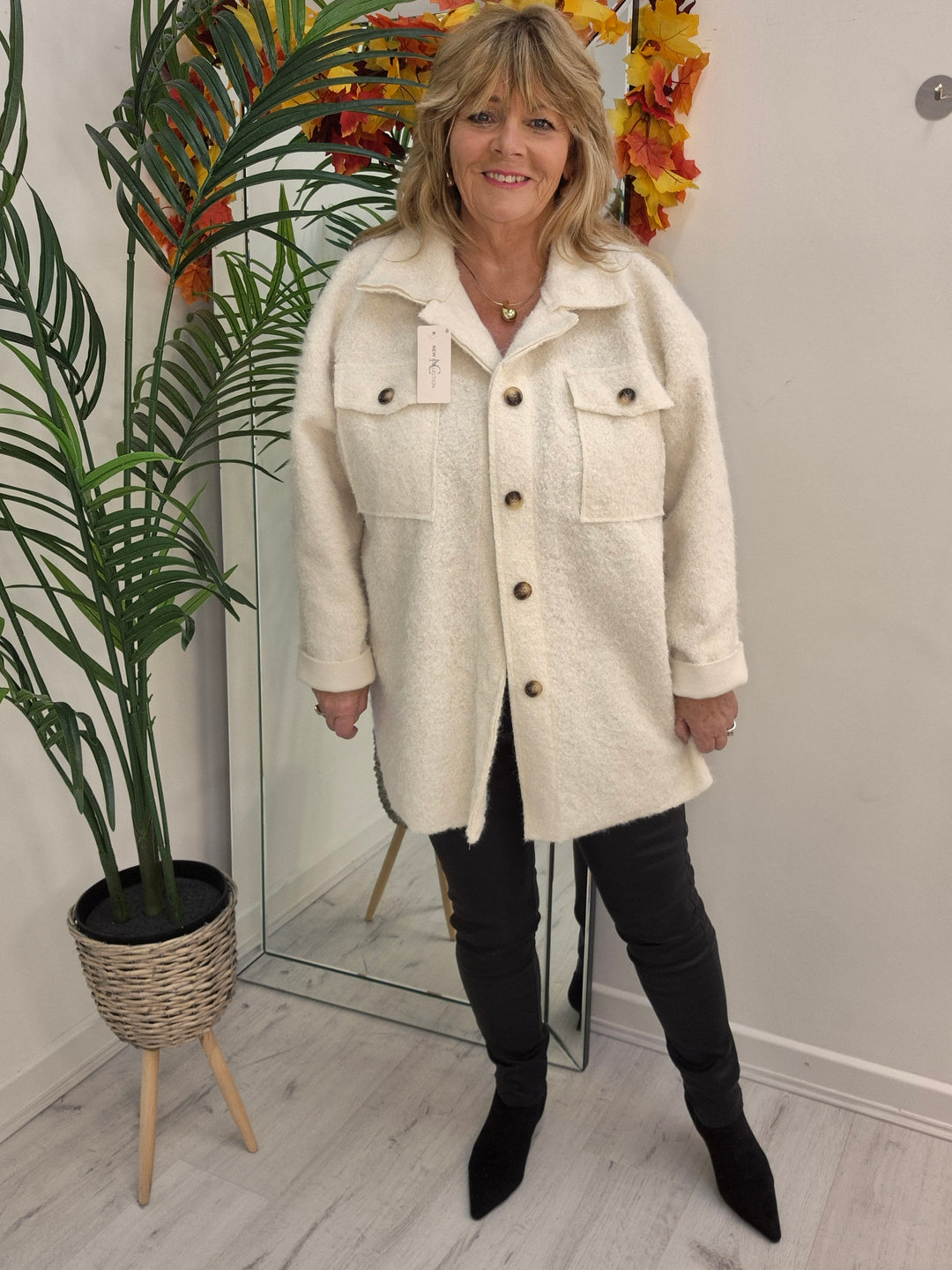 Jessica Oversized Shacket with Curved Hem - Winter White (fits Size 14 to Size 18/20)