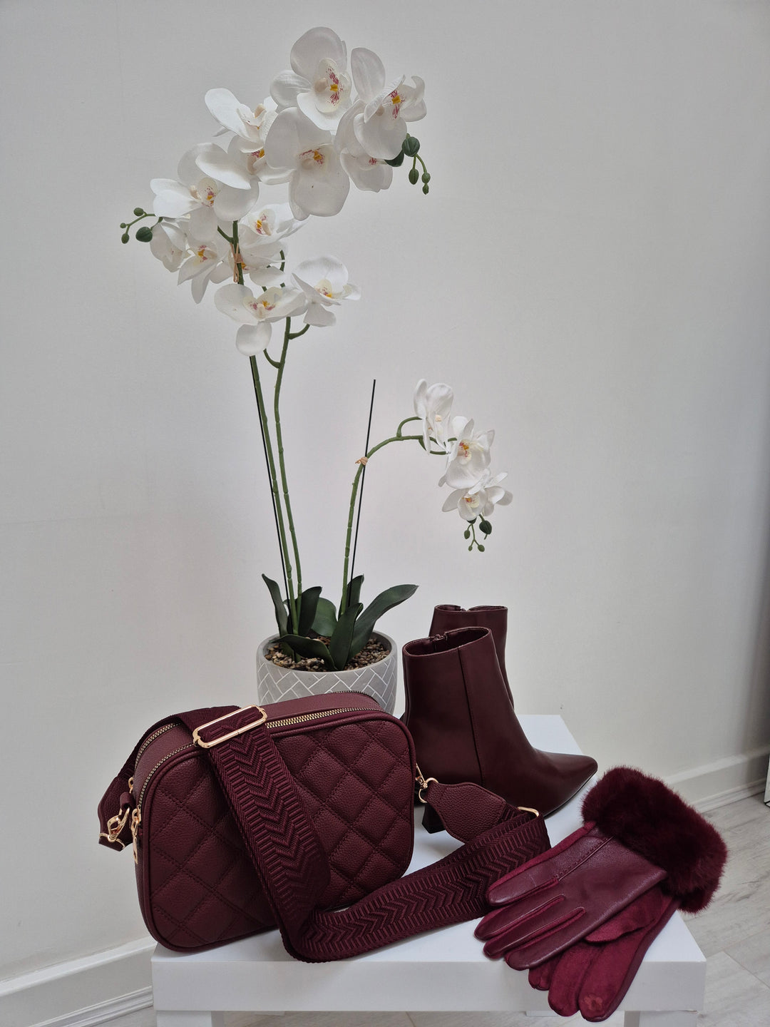 Diamond Quilted Bag - Wine (Gold Tone)