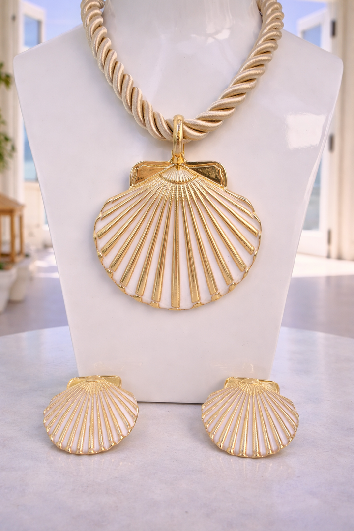 Shell Necklace & Earrings Set (Gold Tone) - Cream