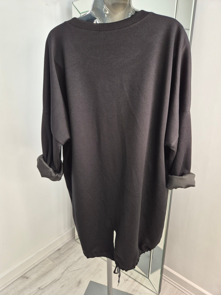 Hannah Hearts Slouchy Top - Black (Oversized fitting from Size 14 up to Size 18/20)