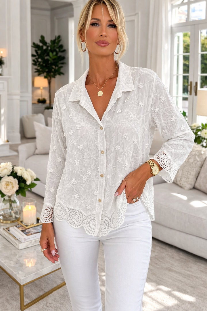Tiffany Applique Blouse - White (One Size/Curvy - fits from Size 12/14 up to Size 18)