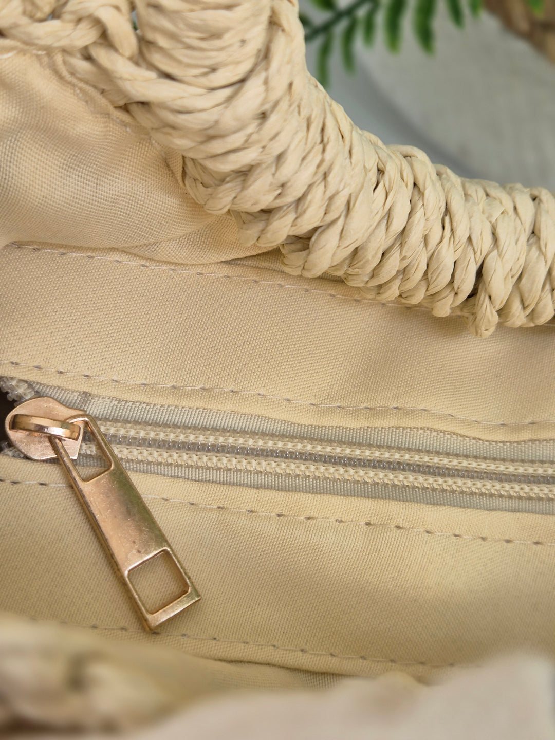 Chic Woven Raffia Bag with Dual Handles - Natural