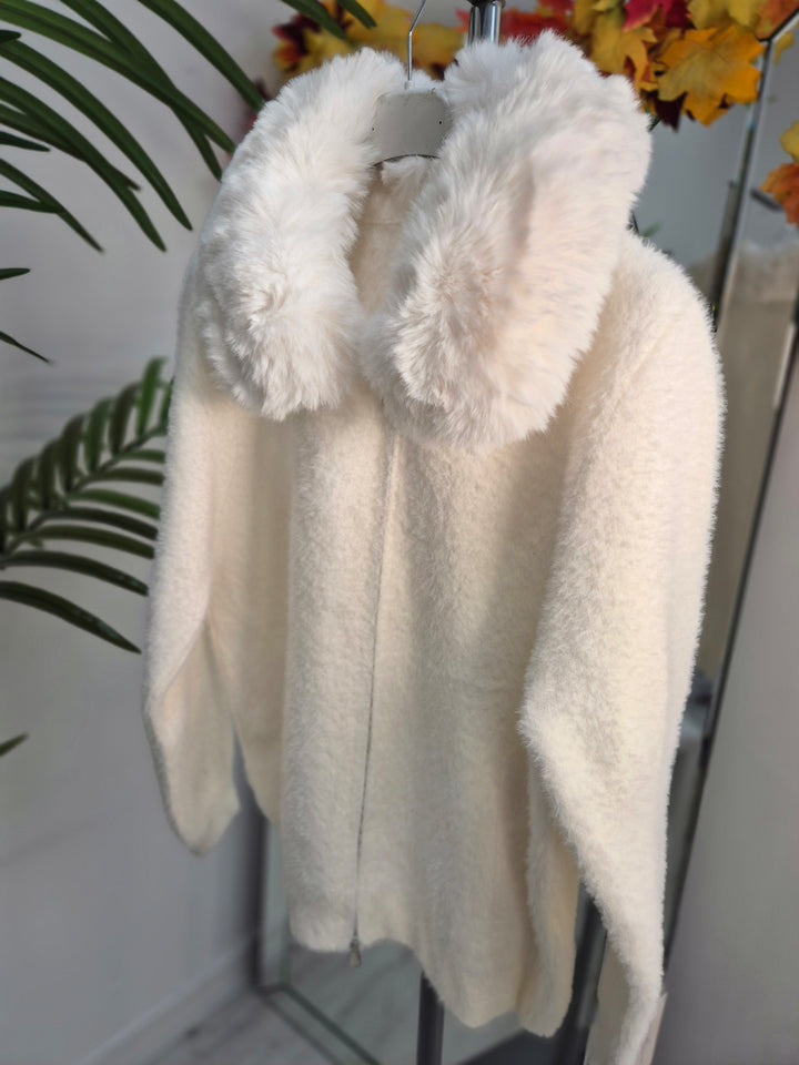 Oslo Faux Fur Cardigan with Detachable Collar (One Size - fits up to Size 16) - Winter White