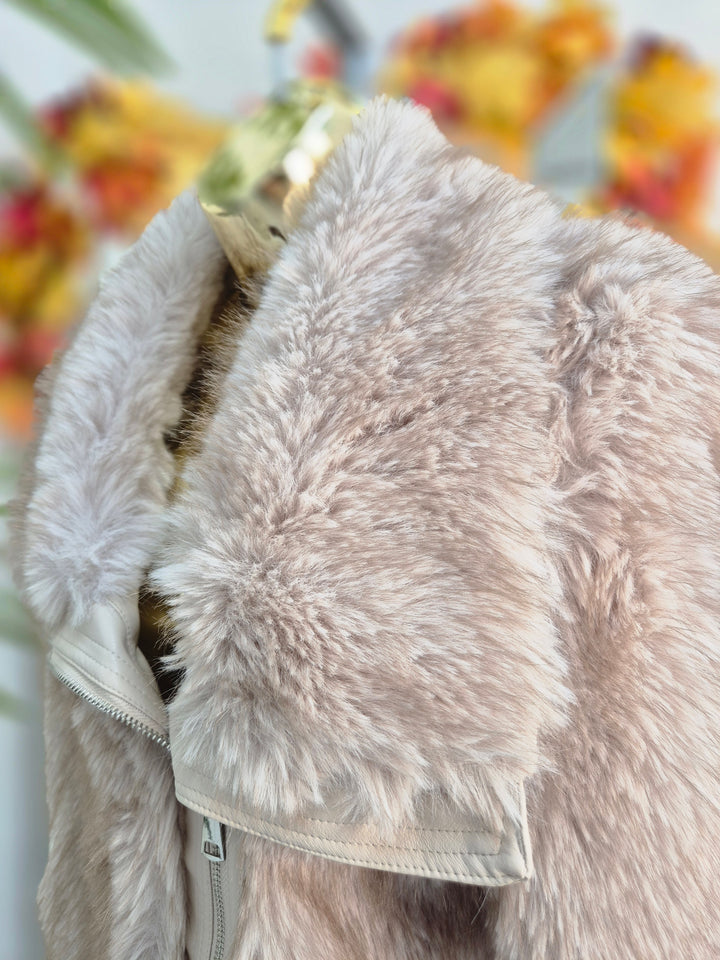 Oslo Faux Fur Jacket with Shawl Collar & Zip (One Size - fits from 10/12 up to Size 16) - Creamy Beige