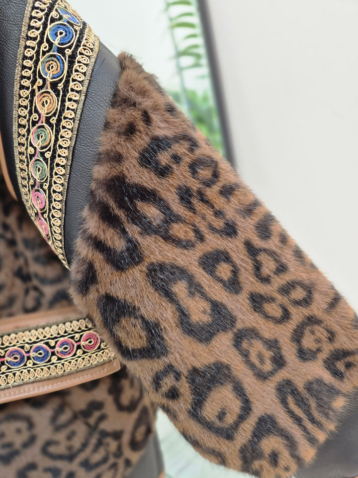 Oslo Faux Fur/Faux Leather Jacket - Chocolate Leopard - (Oversized fits Size 12/14 to Size 18/20/20)