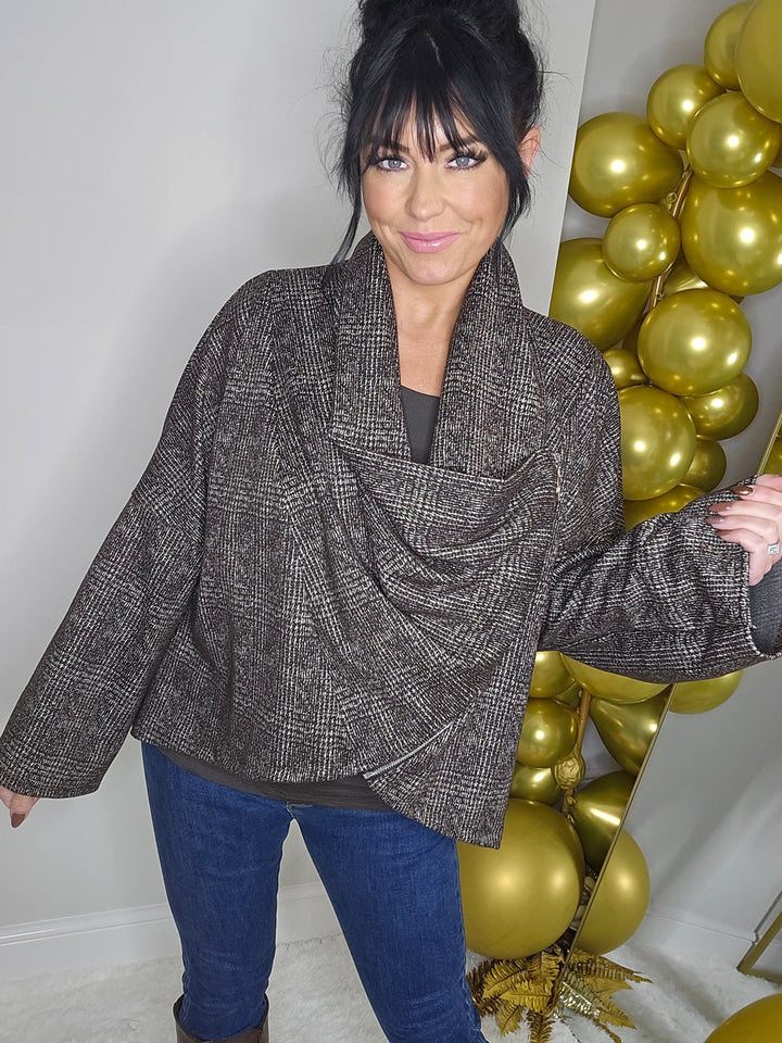 Sandringham Oversized Hi Low Jacket - (One Size, fits from Size 12 up to Size 16/18) - Chocolate