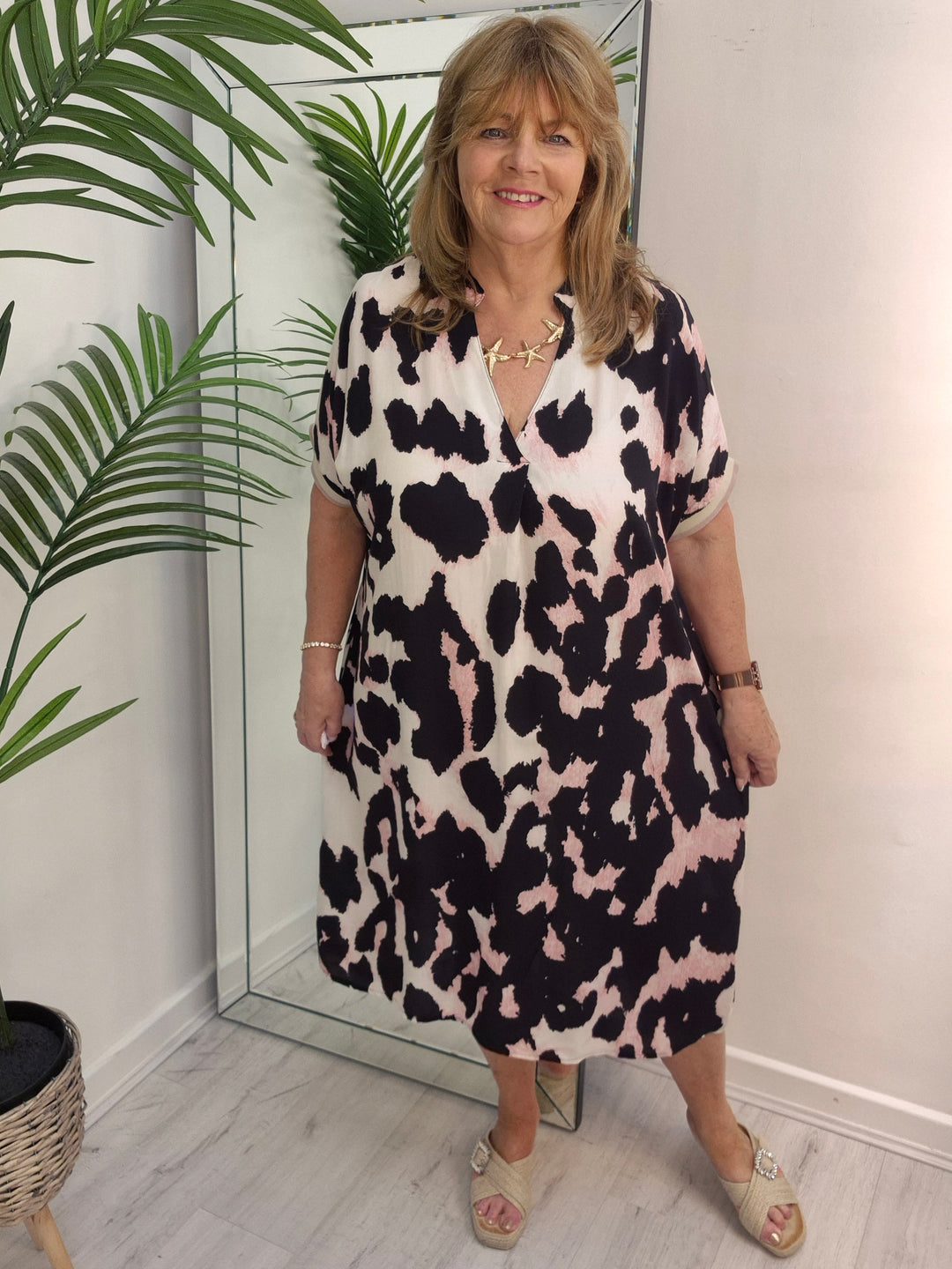 Leona Leopard Dress - (choose your Colour) (One Size/Curvy fitting from Size 14 to Size 20)