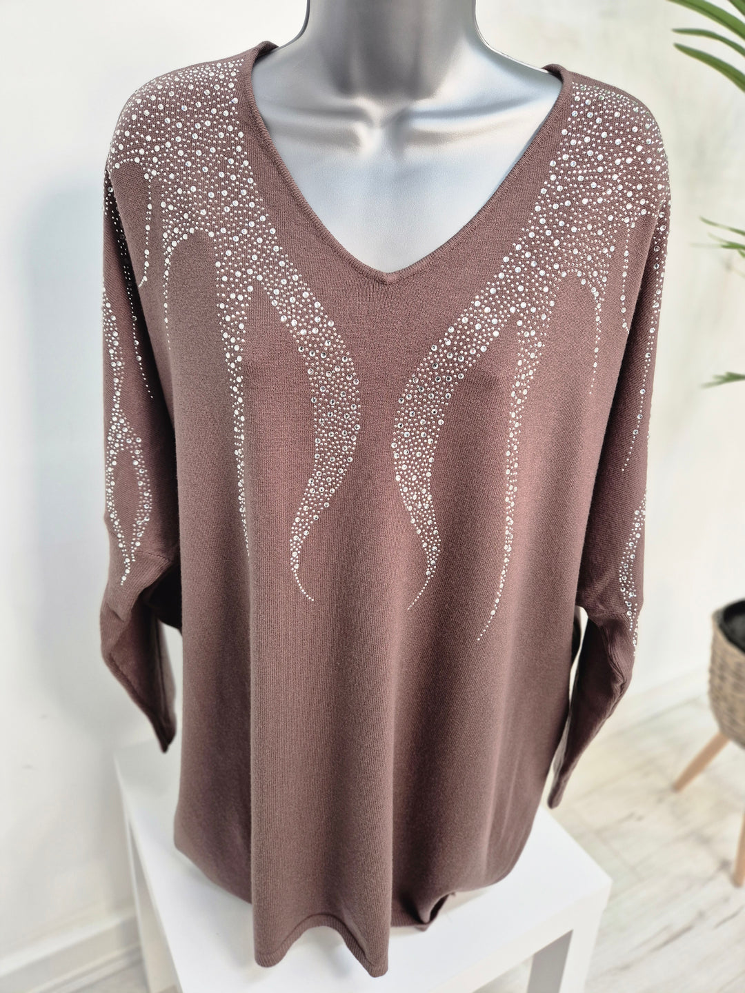 Sasha Sparkle Oversized Jumper - Chocolate (fitting from Size 14 up to Size 20)