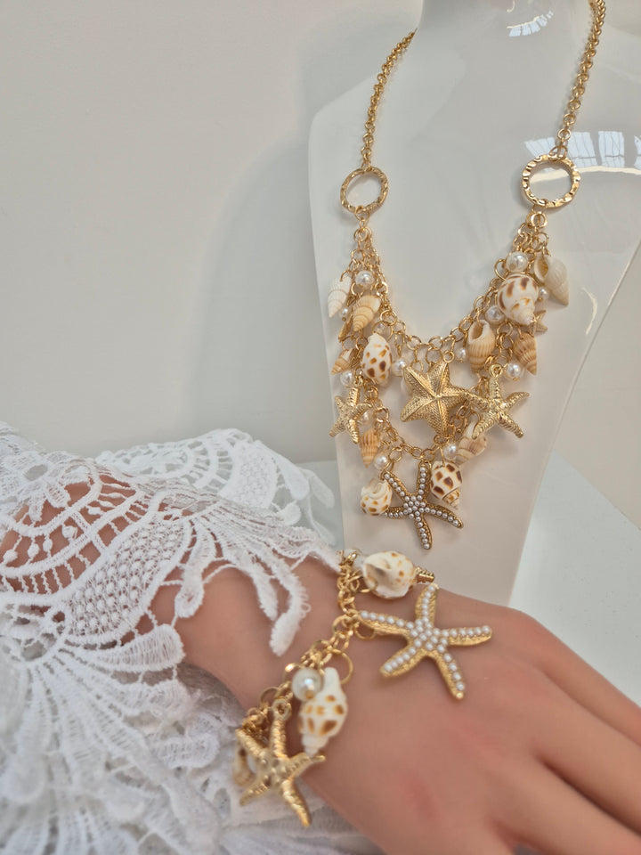 Starfish & Shells Bracelet - Gold Tone