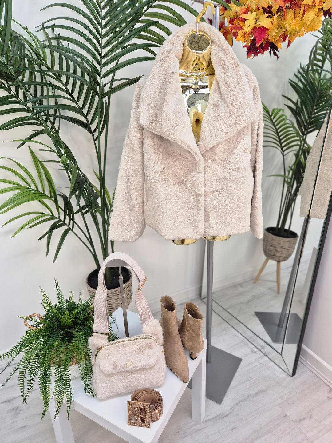 Oslo Faux Fur Medium Length Coat - Cream (One Size - fits from Size 10/12 up to Size 16/18)