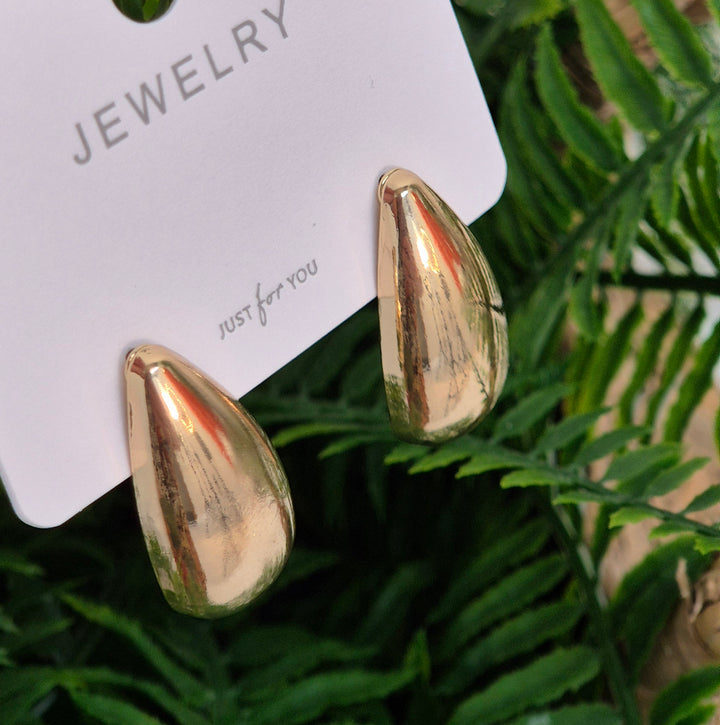 Teardrop Earrings (Pierced)