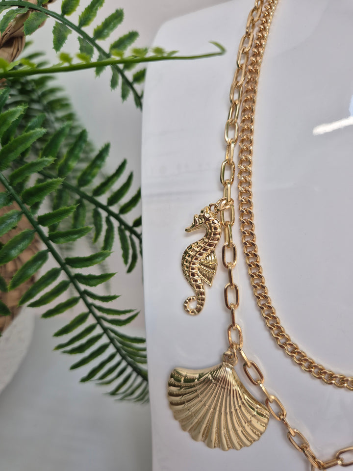 Starfish Beach Vibes Necklace (Gold Tone)