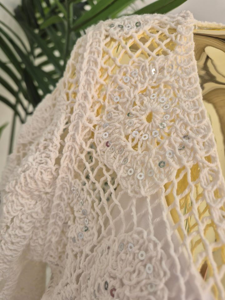 Es Cana Sparkly Shrug (One Size - fits from Size 10 up to Size 16) - White