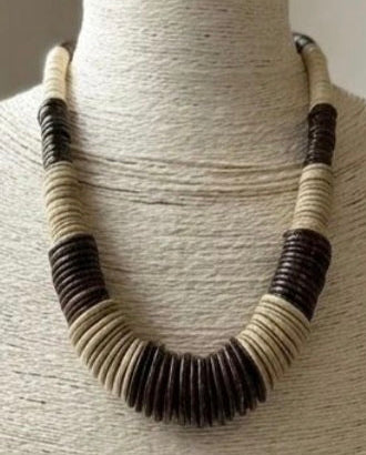 Disc Graduating Necklace - Chocolate/Naturals