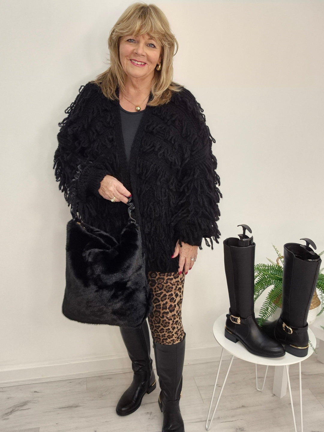 Shaggy Cardigan (Oversized) Long Length - Black