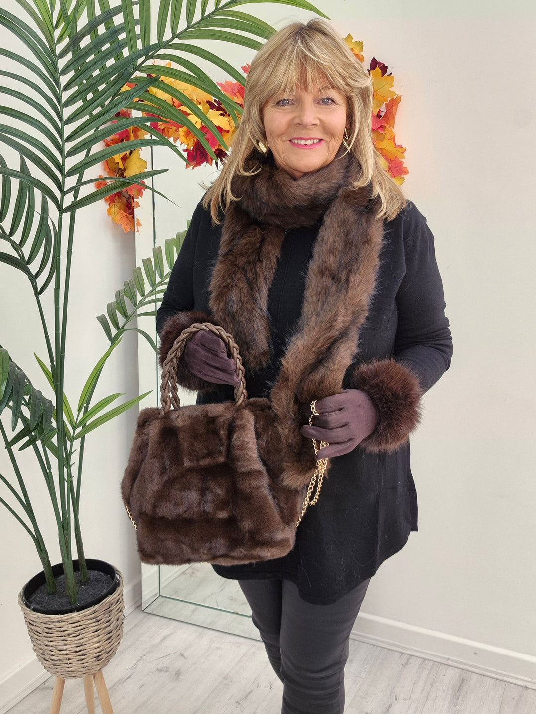 Oslo Faux Fur Long Scarf - Chocolate