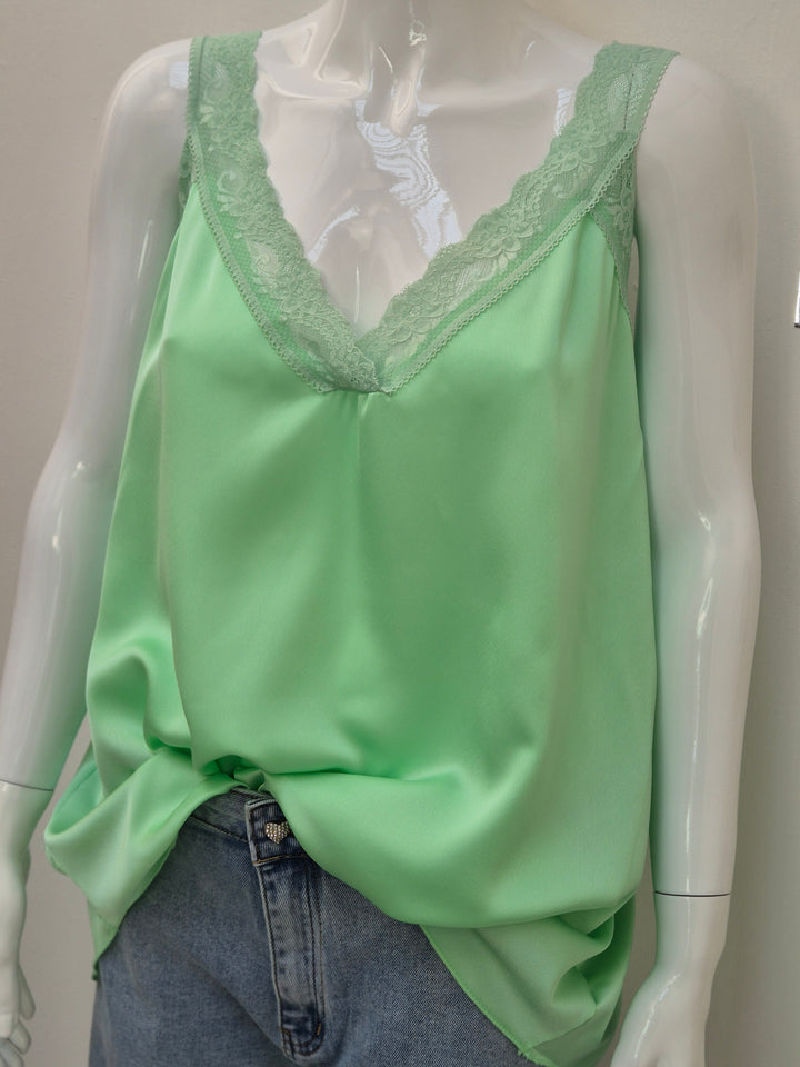 Linzi Lace Cami Top (Curvy) - (choose your Colour)