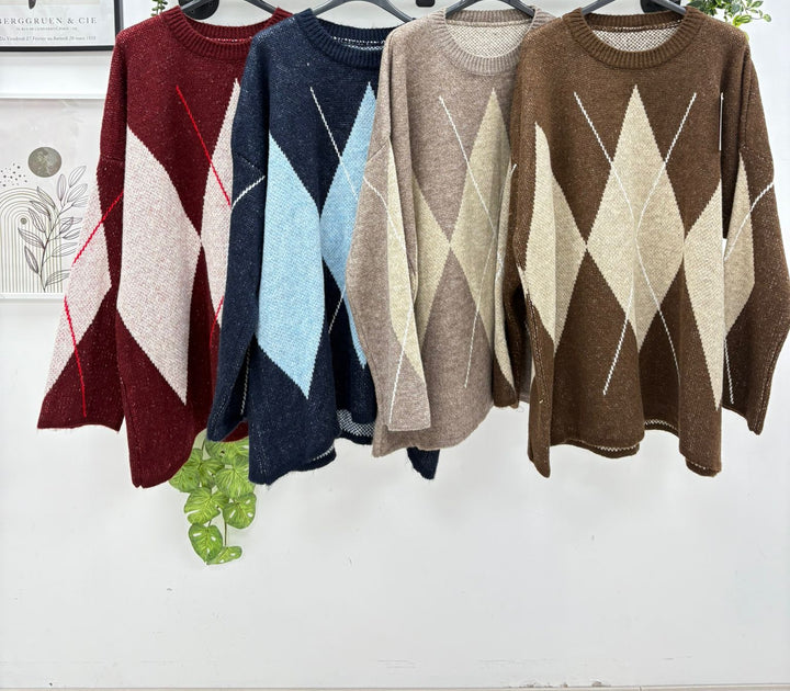 Argyll Oversized Jumper - Chocolate - (One Size/Curvy, fits from Size 14 up to Size 18/20)