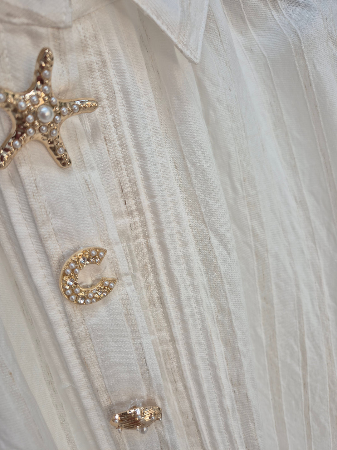 Starfish Oversized Shirt (One Size/Curvy Size, fitting from Size 14/16 up to Size 18/20) Ivory