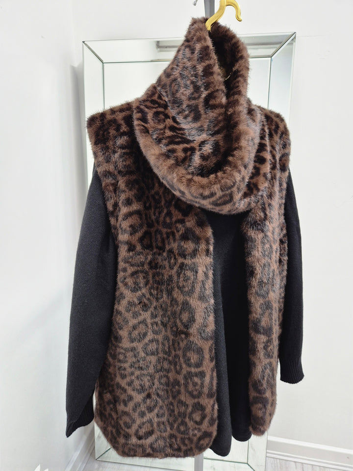 Oslo Leopard Faux Fur Gilet - Chocolate Leopard (One Size - fits from Size 10/12 up to Size 16)