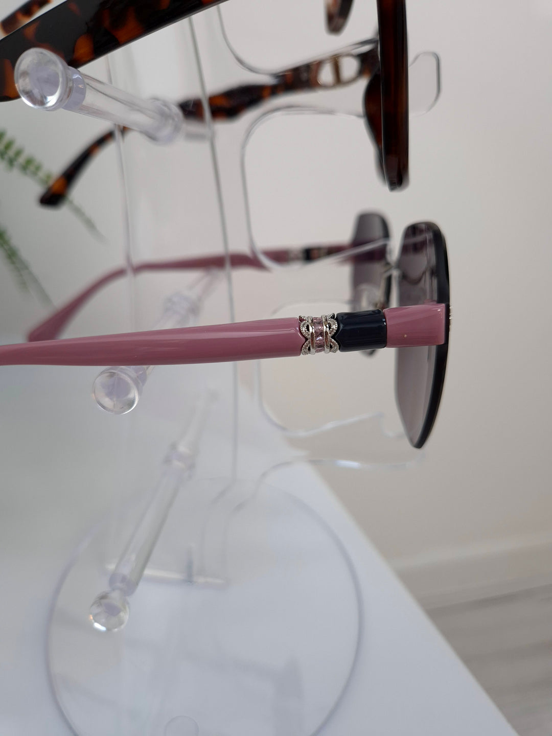Sunglasses & Crystal Sunglasses Chains - (choose your Style/Colour)
