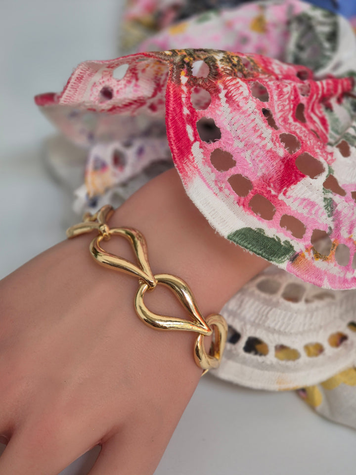 (Teardrop Bracelet (Large) - Gold Tone