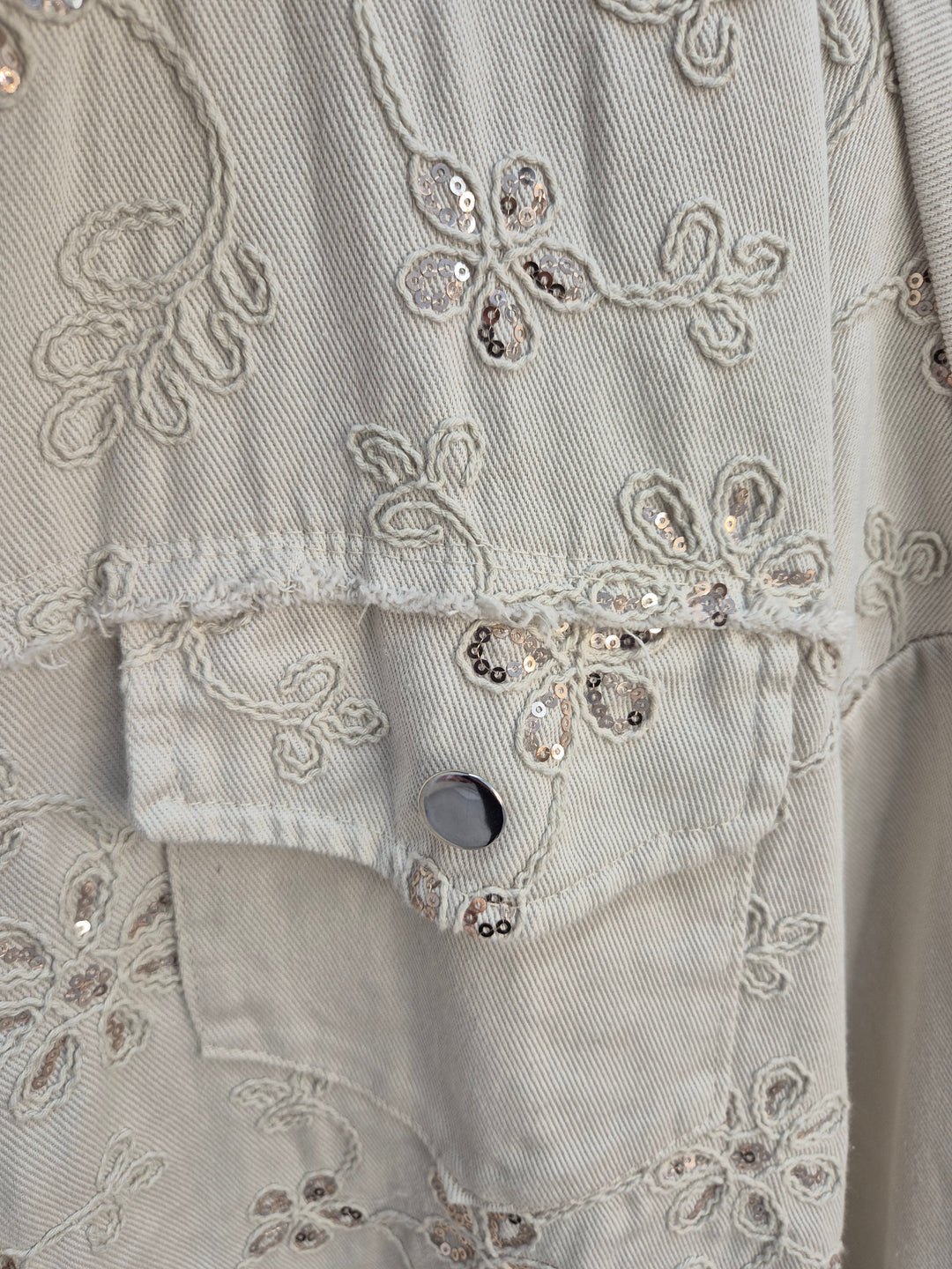 Dana Floral Sparkly Denim Shacket - Beige (One Size/Curvy, fitting from Size 10/12 up to Size 18)