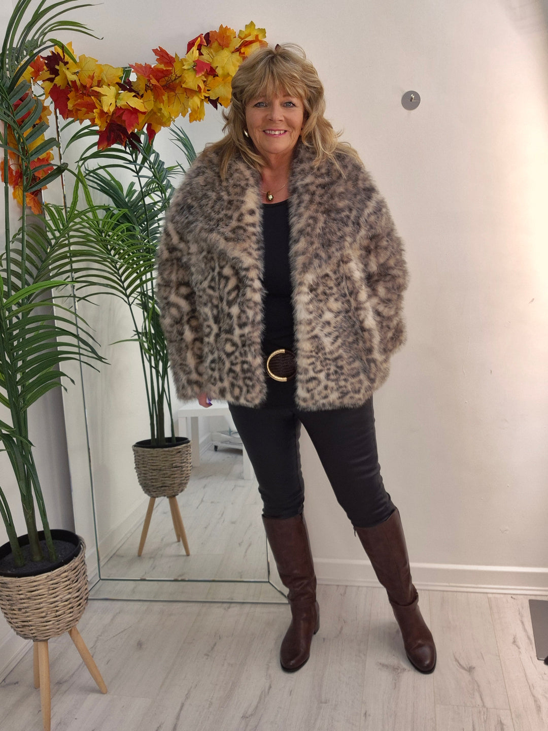 Oslo Faux Fur Shawl Collar Jacket - Snow Leopard (One Size/Curvy - fitting from Size 14 up to Size 18)