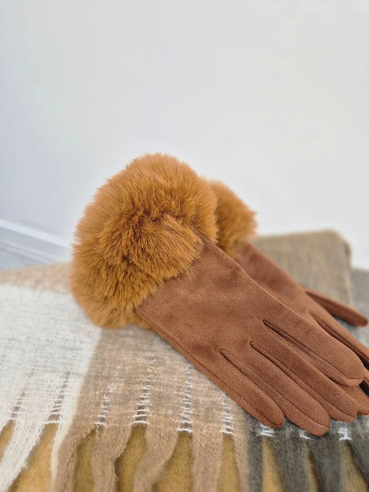 Oslo Gloves with Faux Fur - Tan