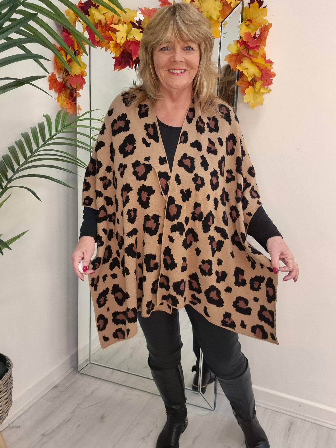 Leopard Super Soft Poncho/Wrap - Tan (One Size/Curvy Size from 12 up to Size 20)