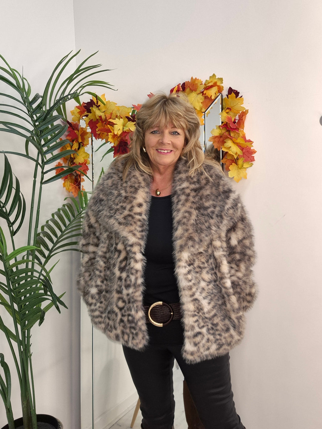Oslo Faux Fur Shawl Collar Jacket - Snow Leopard (One Size/Curvy - fitting from Size 14 up to Size 18)