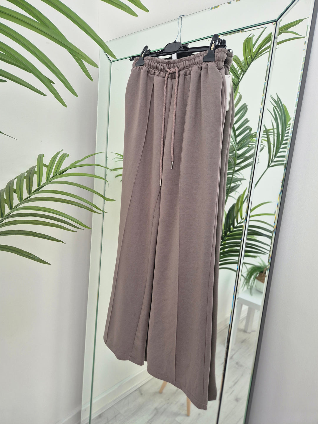 Amelia Wide Leg Pants with Seaming down the Front (choose your Colour & Size)